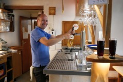 Pressefoto-MdL-Pargent-springt-ein-5