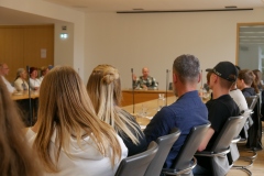 Los geht's mit einer Diskussion!